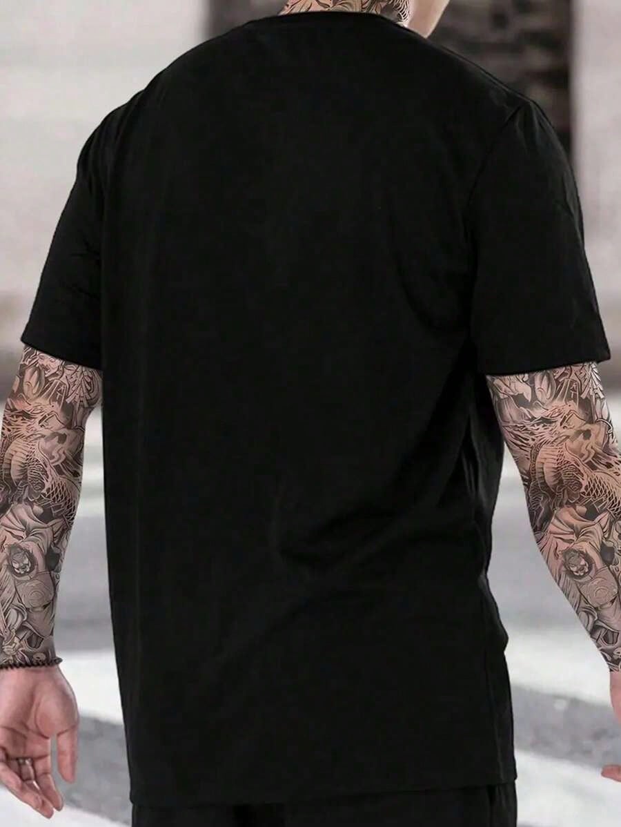 Black Cotton Graphic Tee with  - đánh giá và giá Tee Graphic Print